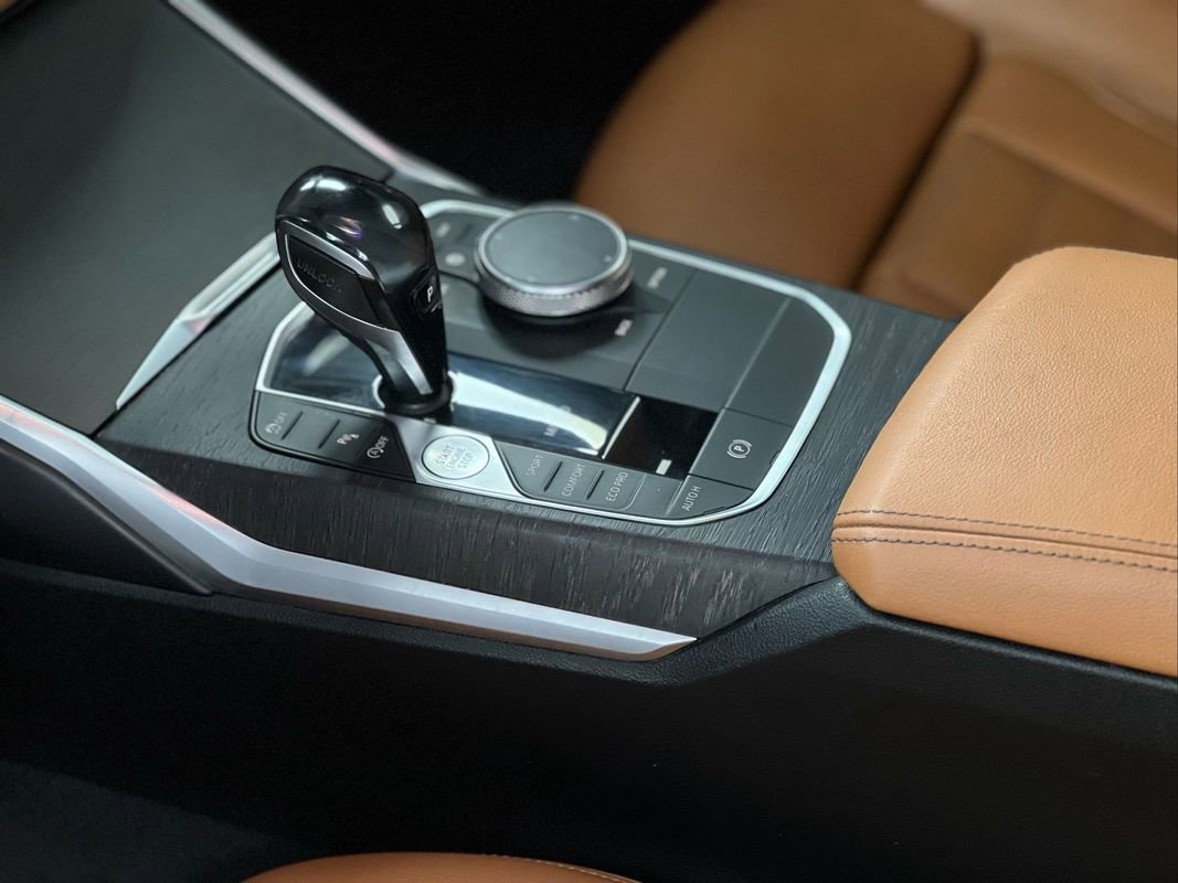 Used 2019 BMW 330i xDrive Msport Pkg w/ M Sport Package image 42