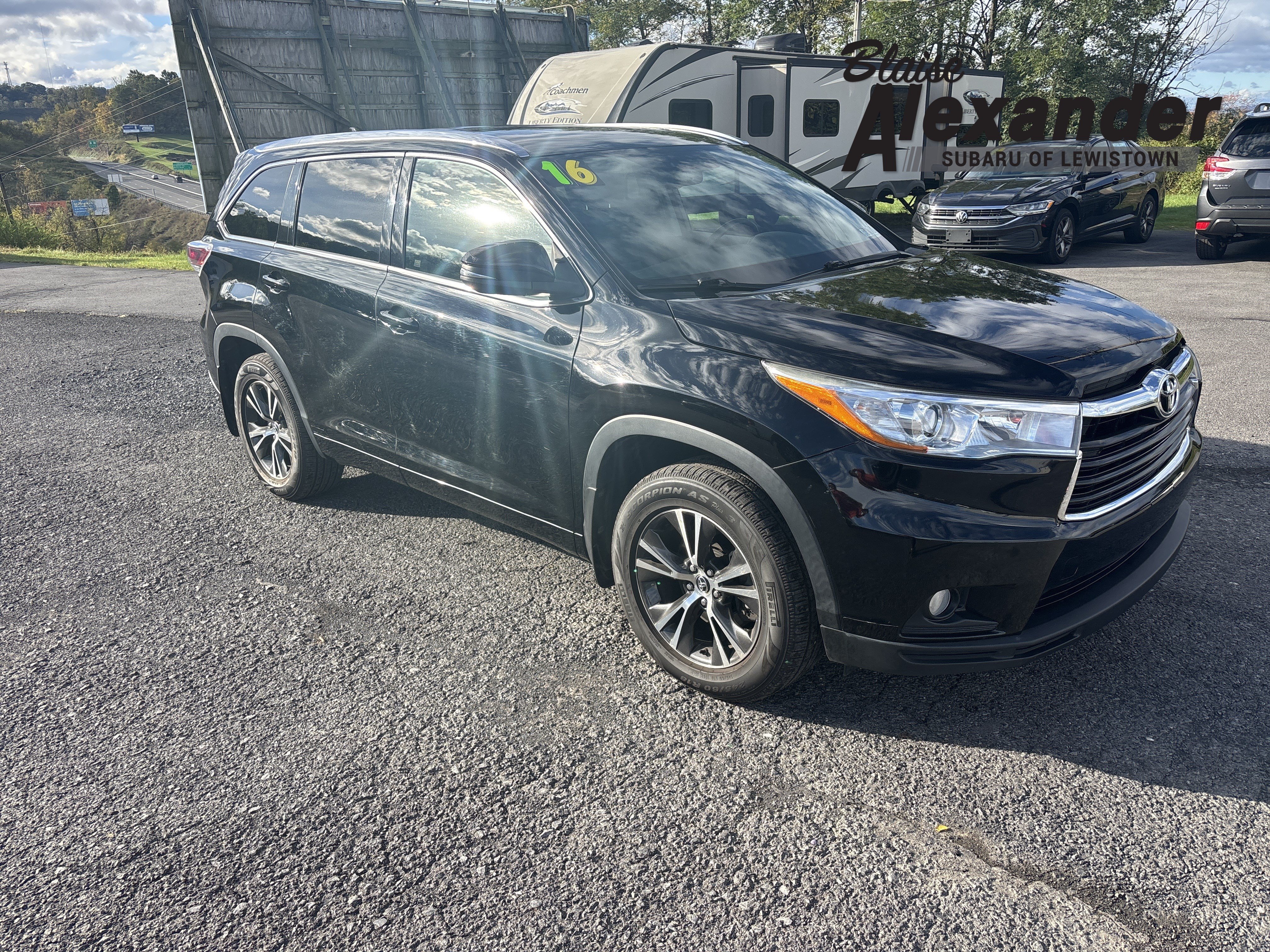 Used 2016 Toyota Highlander XLE