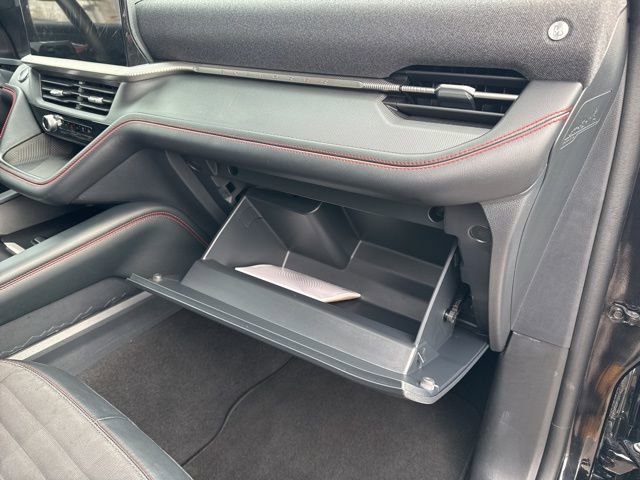 Used 2025 Ford Explorer ST-Line w/ ST-Line Street Pack image 59