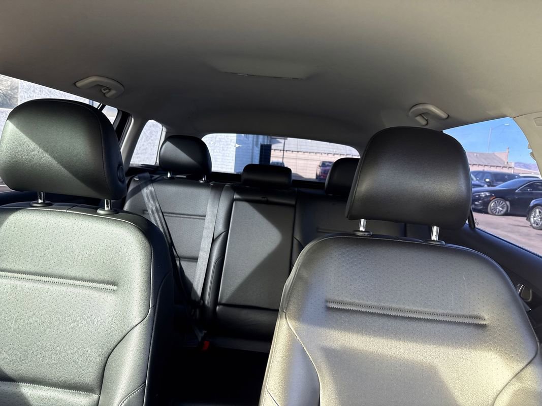 Used 2019 Volkswagen Golf Alltrack S image 19