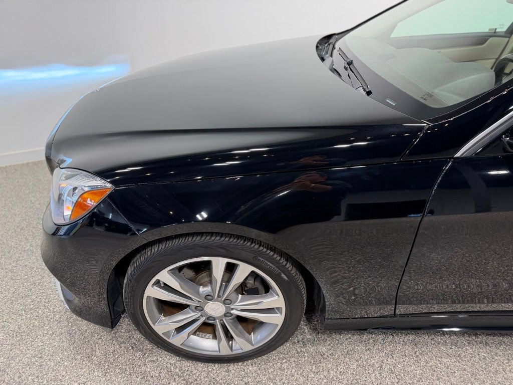 Used 2014 Mercedes-Benz E 350 4MATIC Sedan image 17