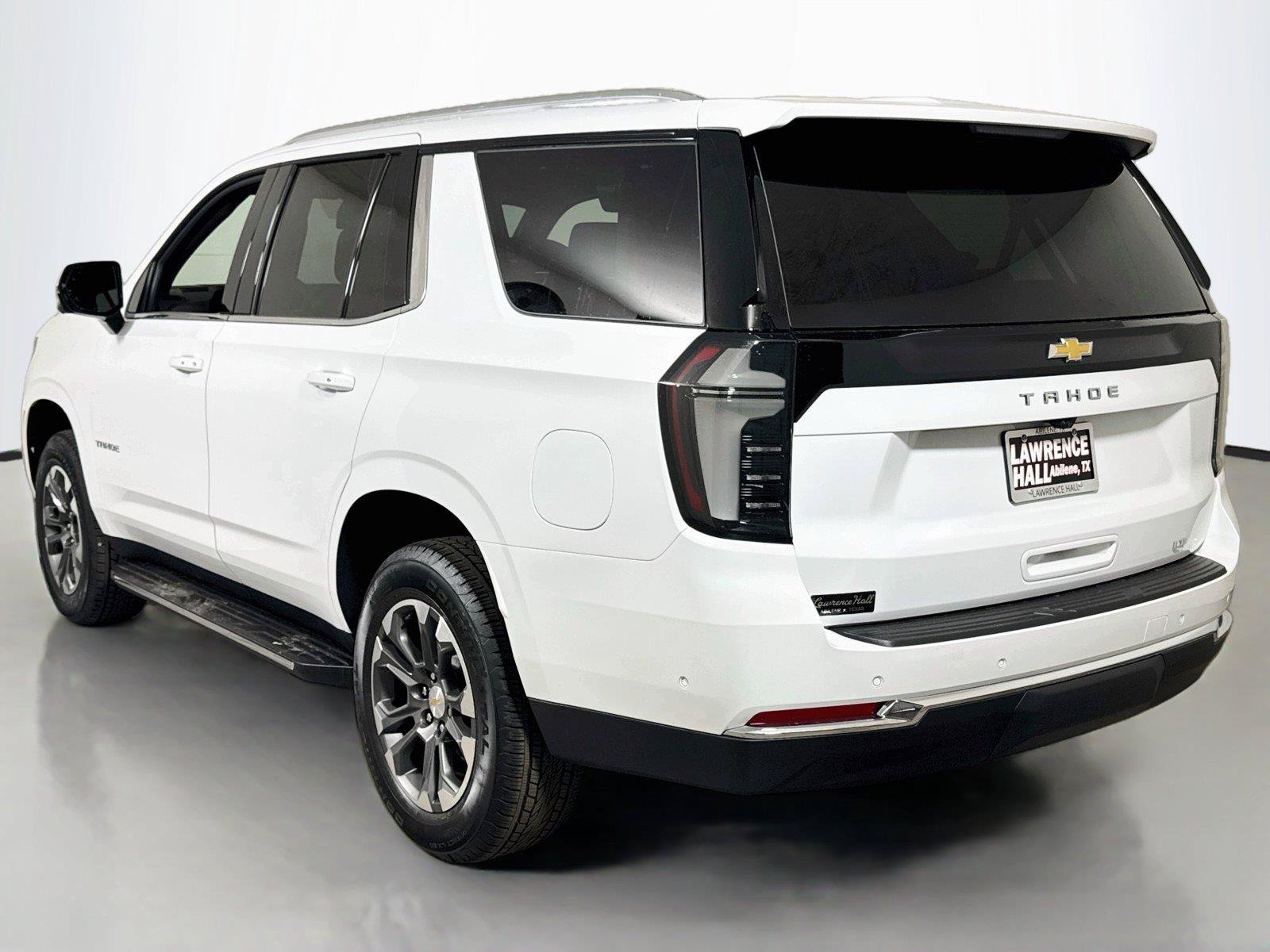 New 2026 Chevrolet Tahoe LT w/ Comfort Package AWD/4WD image 3