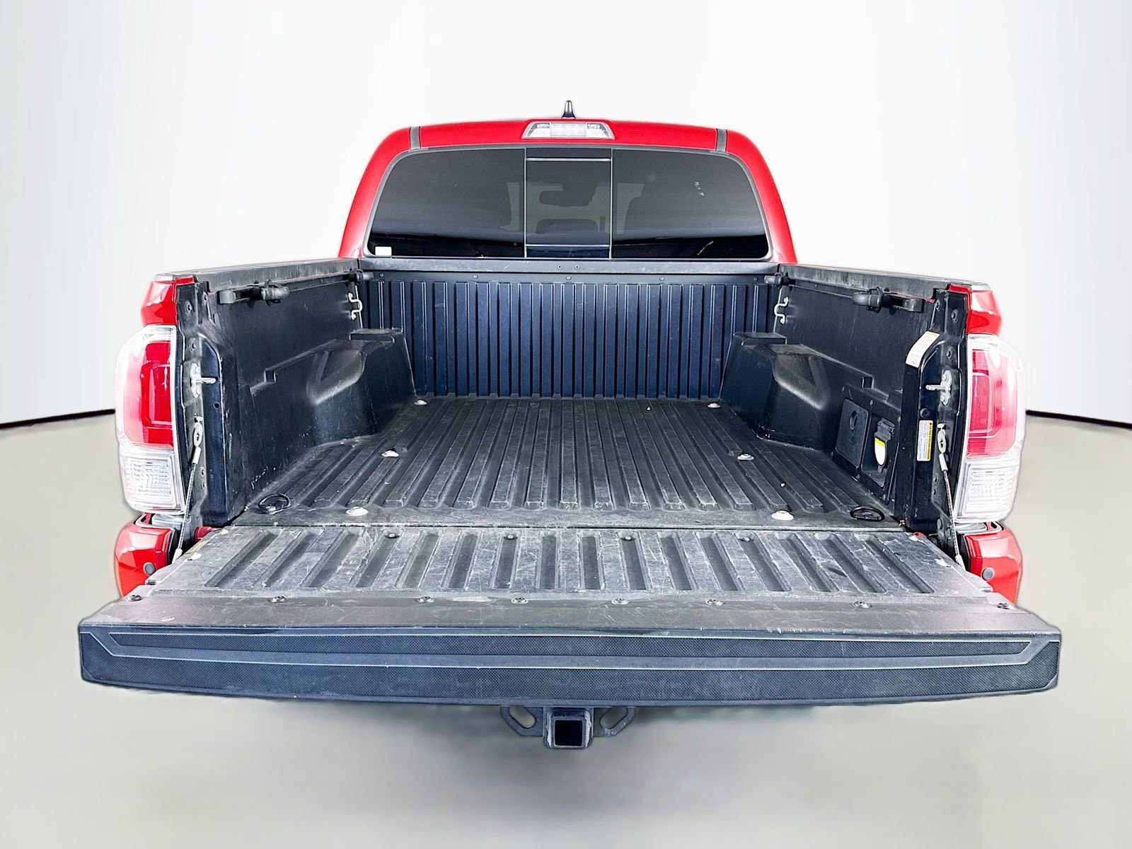 Used 2022 Toyota Tacoma TRD Off-Road w/ Technology Package image 23