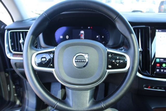 Used 2025 Volvo V60 B5 Cross Country Plus AWD/4WD image 22