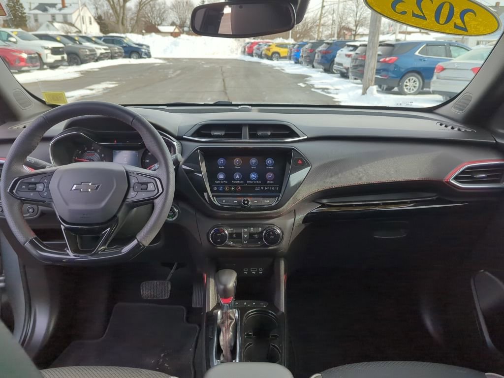 Certified 2023 Chevrolet TrailBlazer RS w/ Convenience Package AWD/4WD image 25