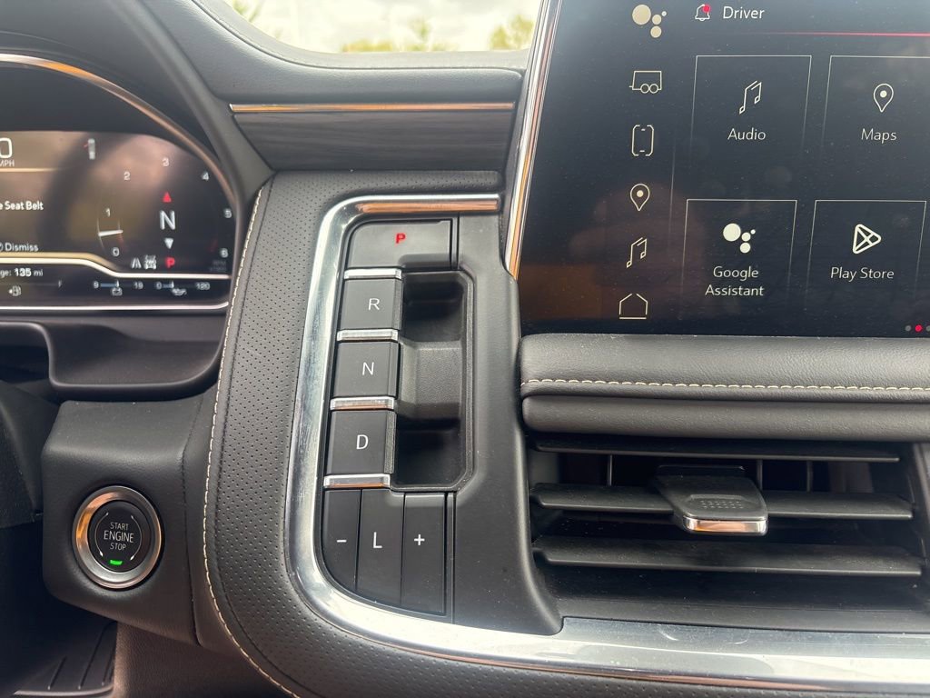 Used 2024 GMC Yukon XL SLT AWD/4WD image 22
