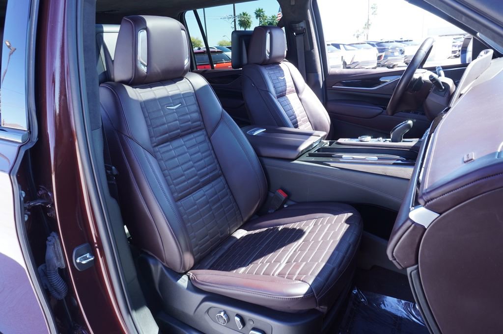 Certified 2022 Cadillac Escalade ESV Sport Platinum image 13