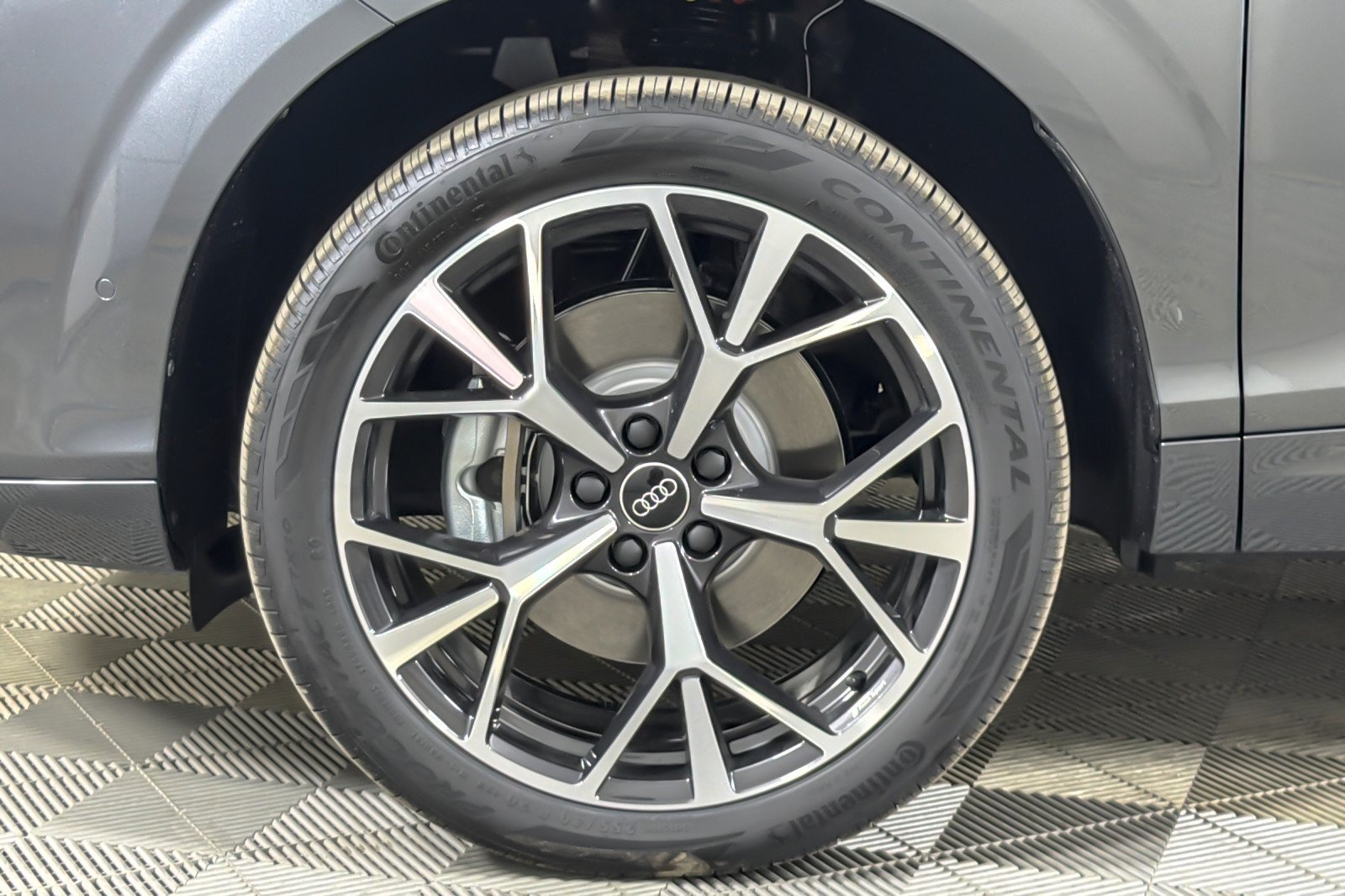 New 2026 Audi Q3 quattro 2.0T AWD/4WD image 26