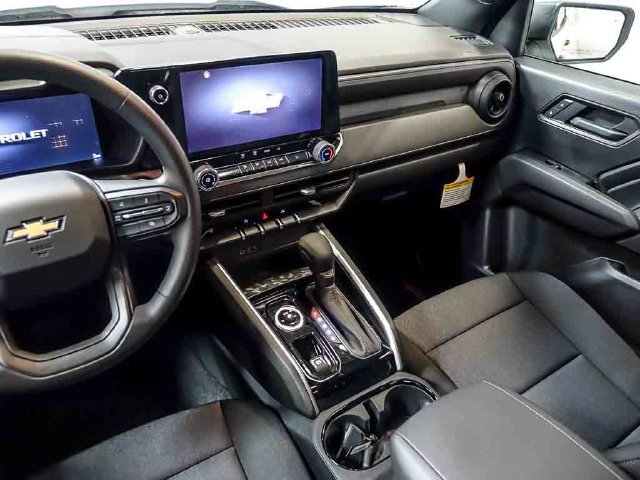 New 2026 Chevrolet Colorado W/T w/ WT Custom Package AWD/4WD image 19