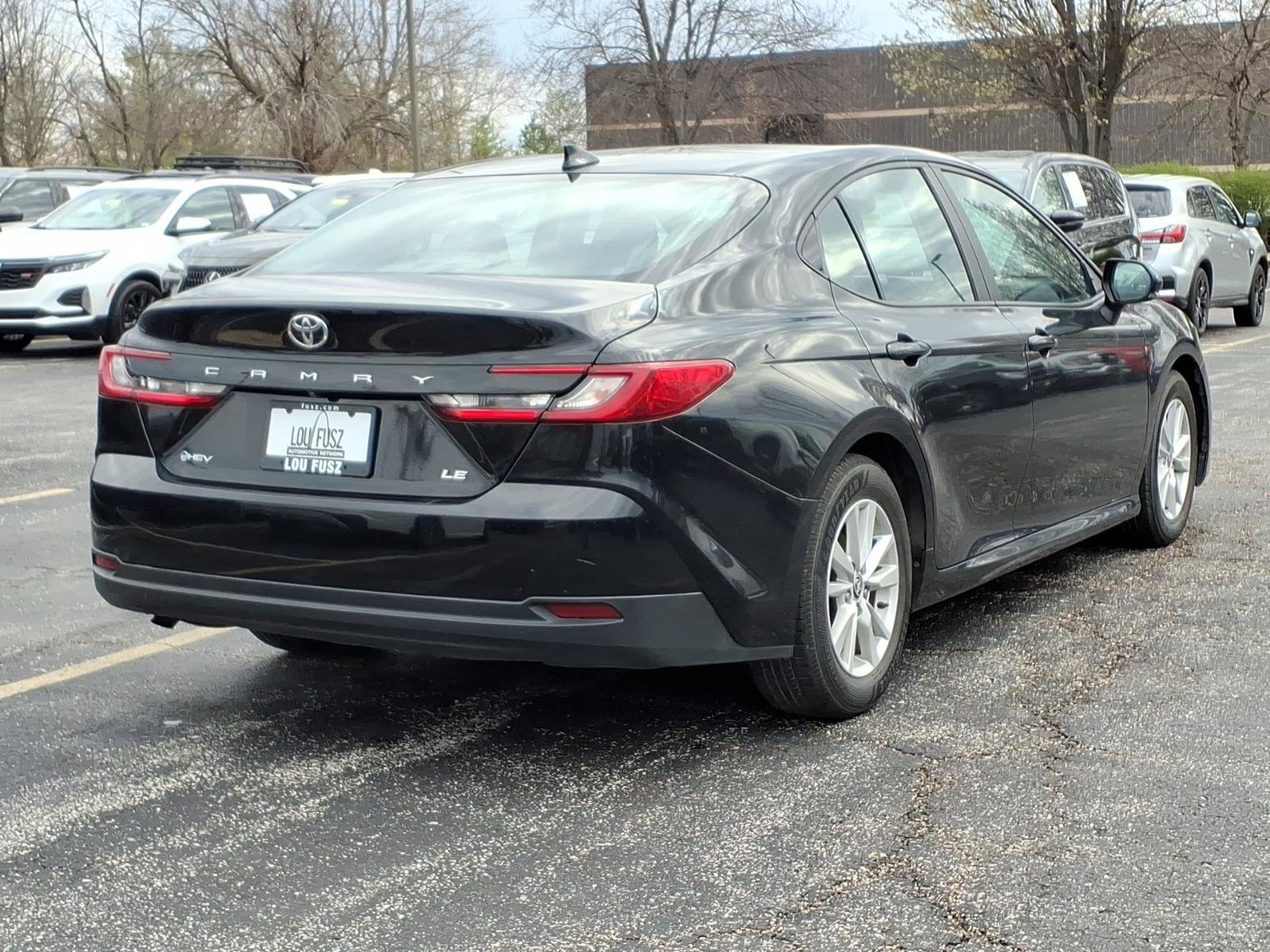 Used 2025 Toyota Camry LE image 29