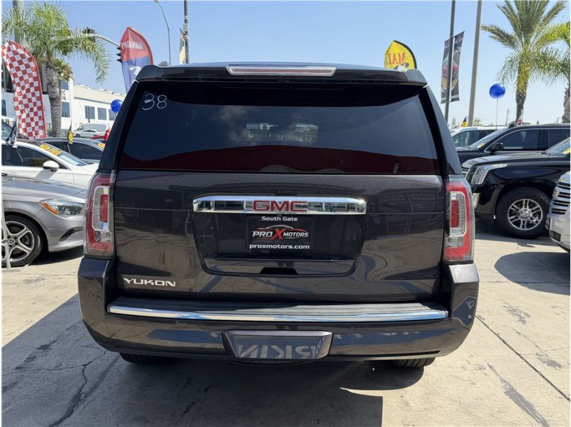 Used 2016 GMC Yukon Denali w/ Open Road Package AWD/4WD image 5