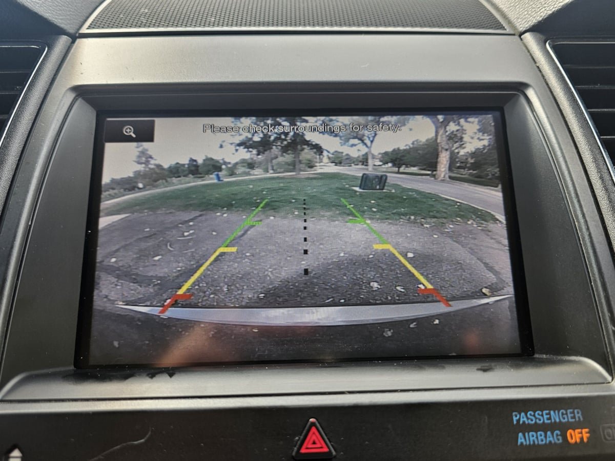 Used 2013 Ford Taurus Limited FWD image 18