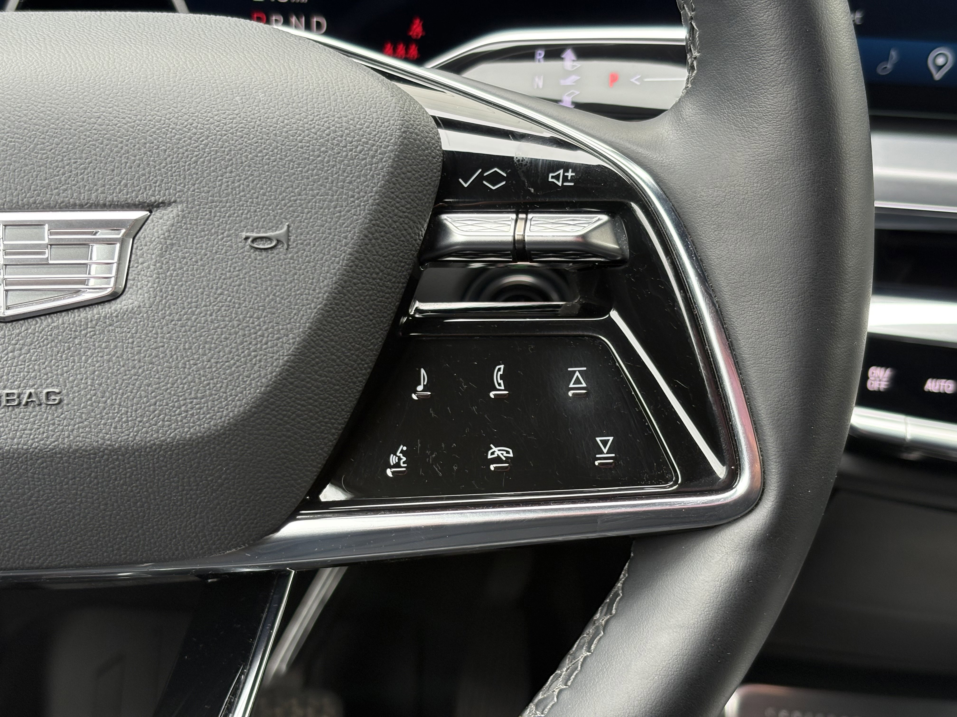 Used 2024 Cadillac Lyriq Luxury w/ LPO, Floor Liner Package AWD/4WD image 20