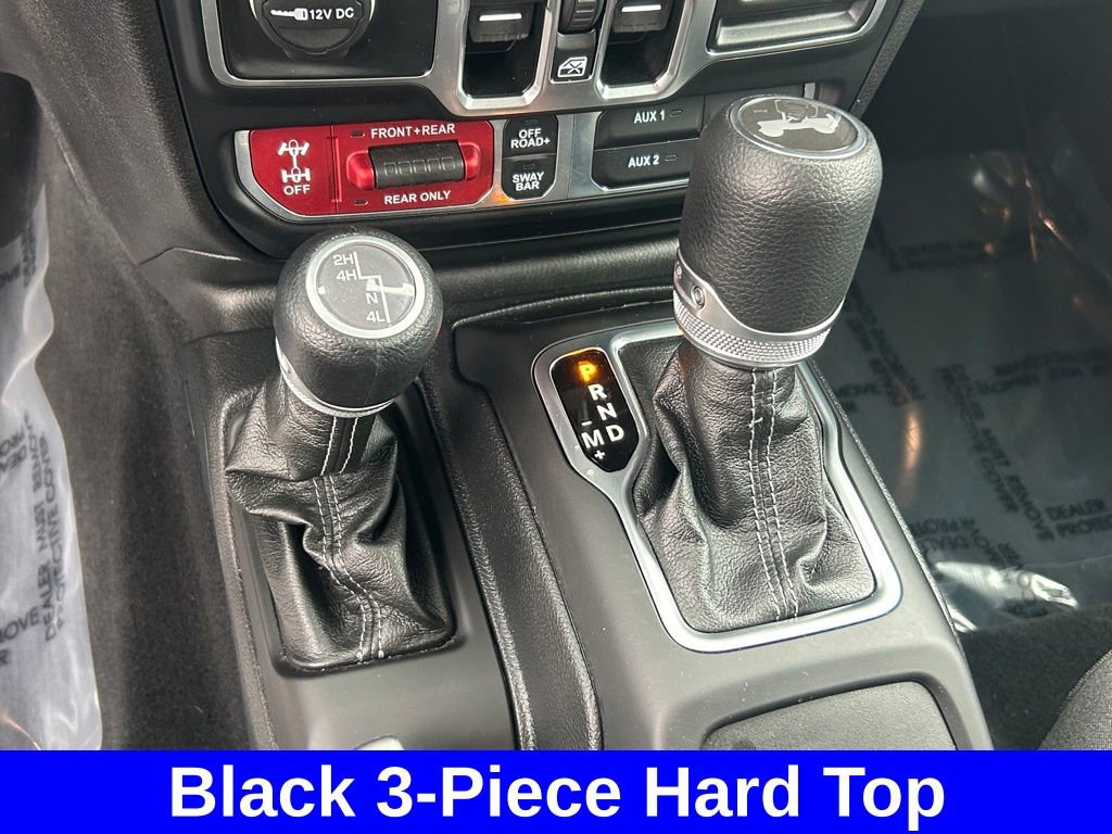 Used 2025 Jeep Wrangler Rubicon image 13