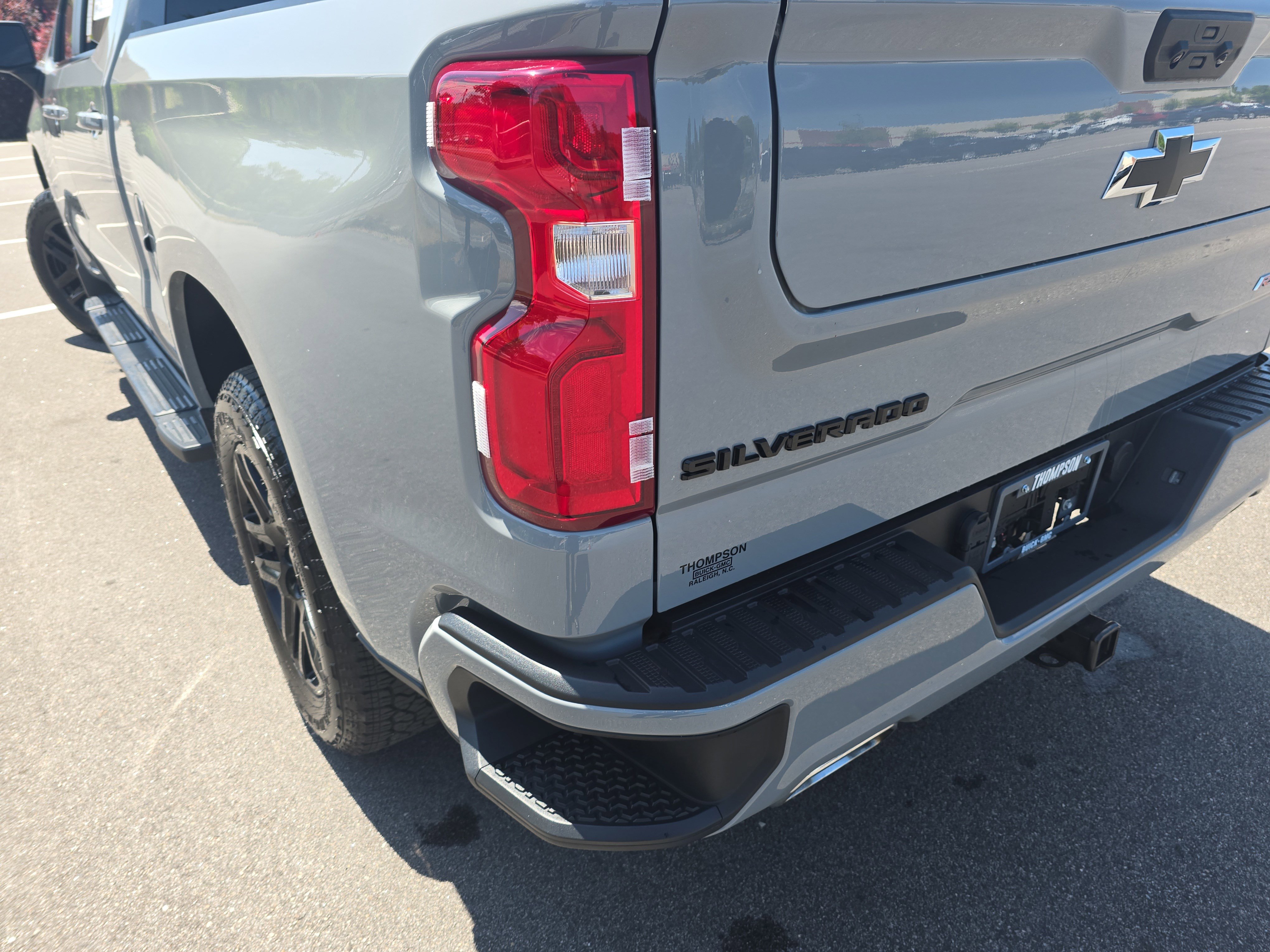 Used 2025 Chevrolet Silverado 1500 RST w/ Convenience Package II AWD/4WD image 29