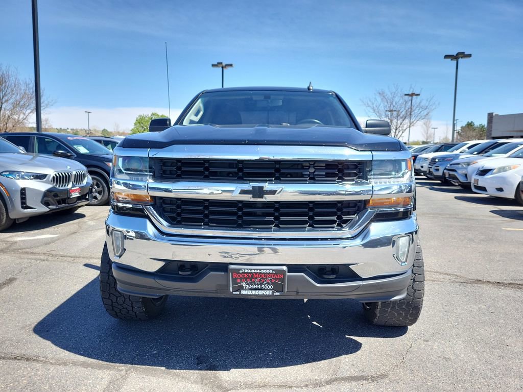 Used 2018 Chevrolet Silverado 1500 LT w/ All Star Edition AWD/4WD image 7