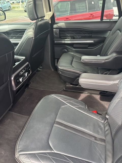 Used 2021 Ford Expedition Max Platinum AWD/4WD image 37