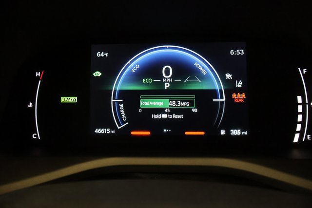 Used 2025 Toyota Camry LE FWD image 15