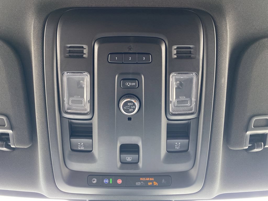 Used 2024 Chevrolet Tahoe LT AWD/4WD image 28