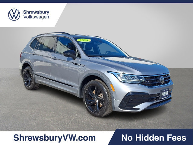 Used 2024 Volkswagen Tiguan SE R-Line