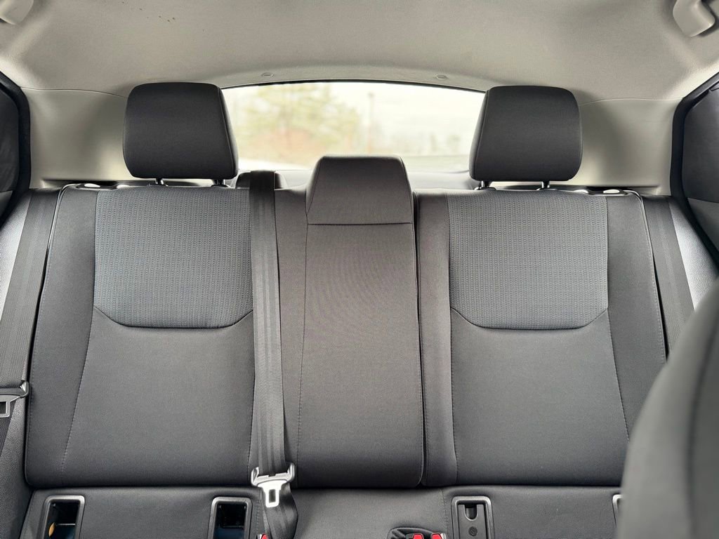 Used 2024 Toyota Prius LE image 22