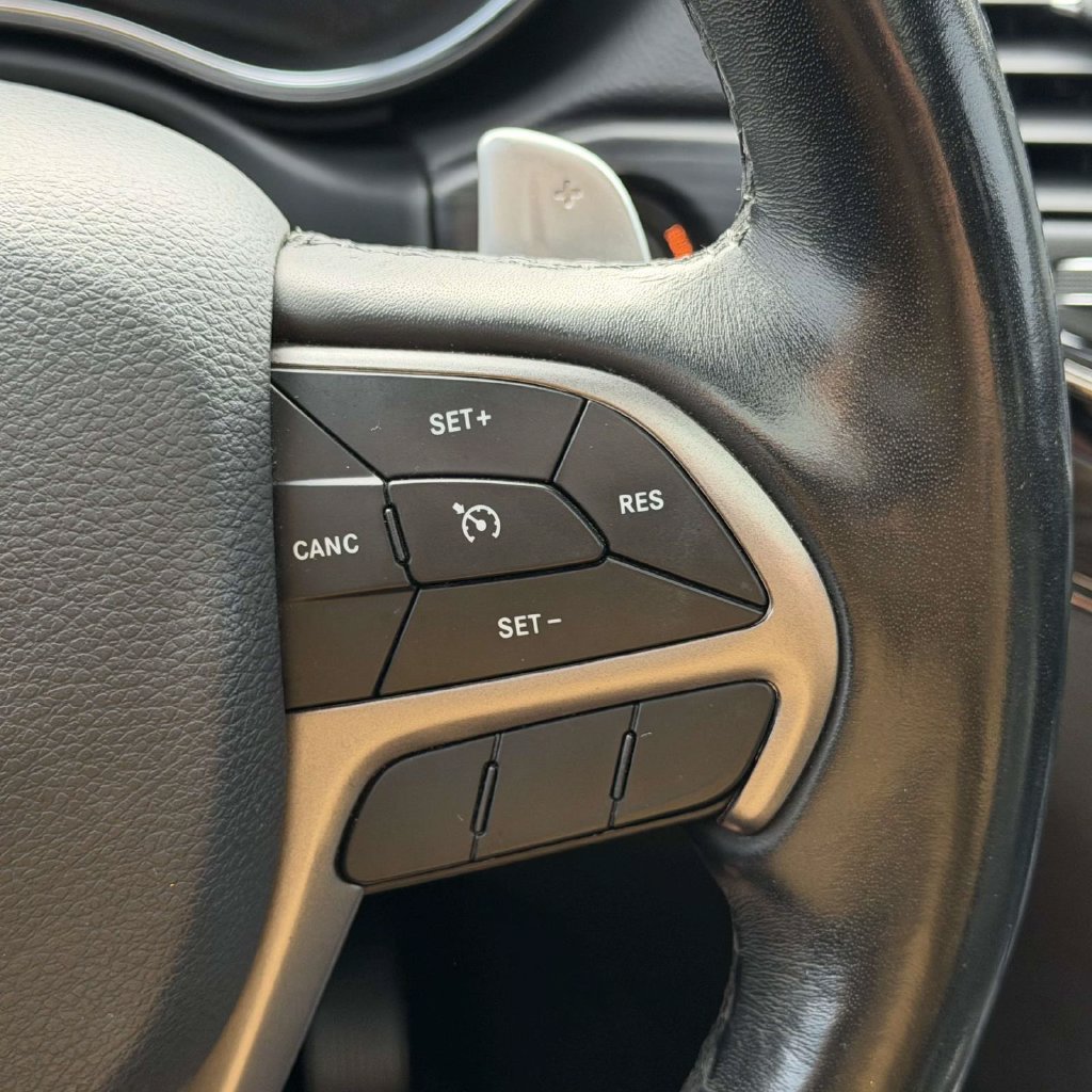 Used 2019 Jeep Grand Cherokee Limited X AWD/4WD image 22