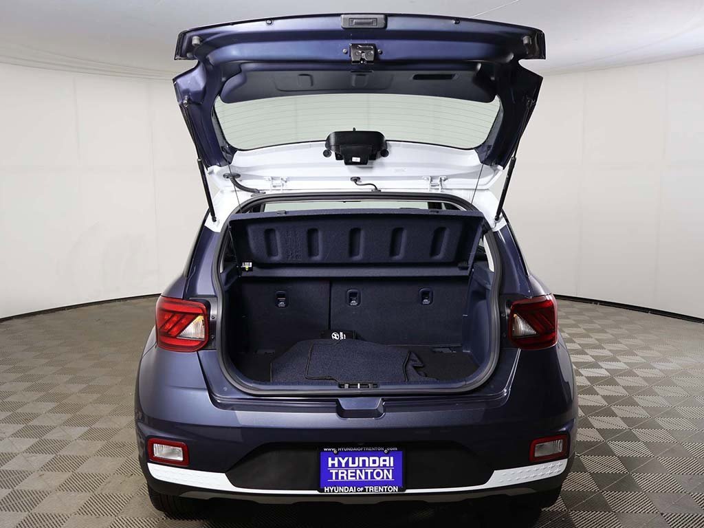Certified 2023 Hyundai Venue Limited image 15