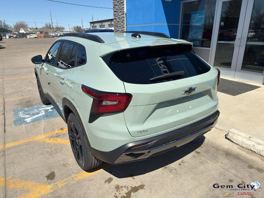 New 2026 Chevrolet Trax ACTIV FWD image 7