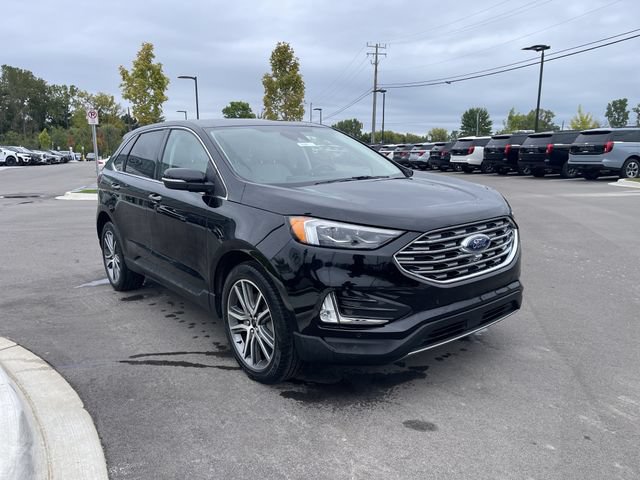 Used 2024 Ford Edge Titanium w/ Equipment Group 301A AWD/4WD image 7