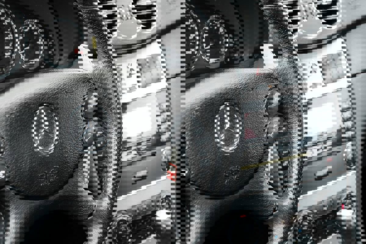 Used 2007 Mercedes-Benz CLK 63 AMG Cabriolet image 20