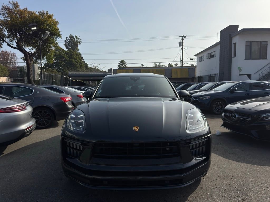 Used 2022 Porsche Macan S image 2