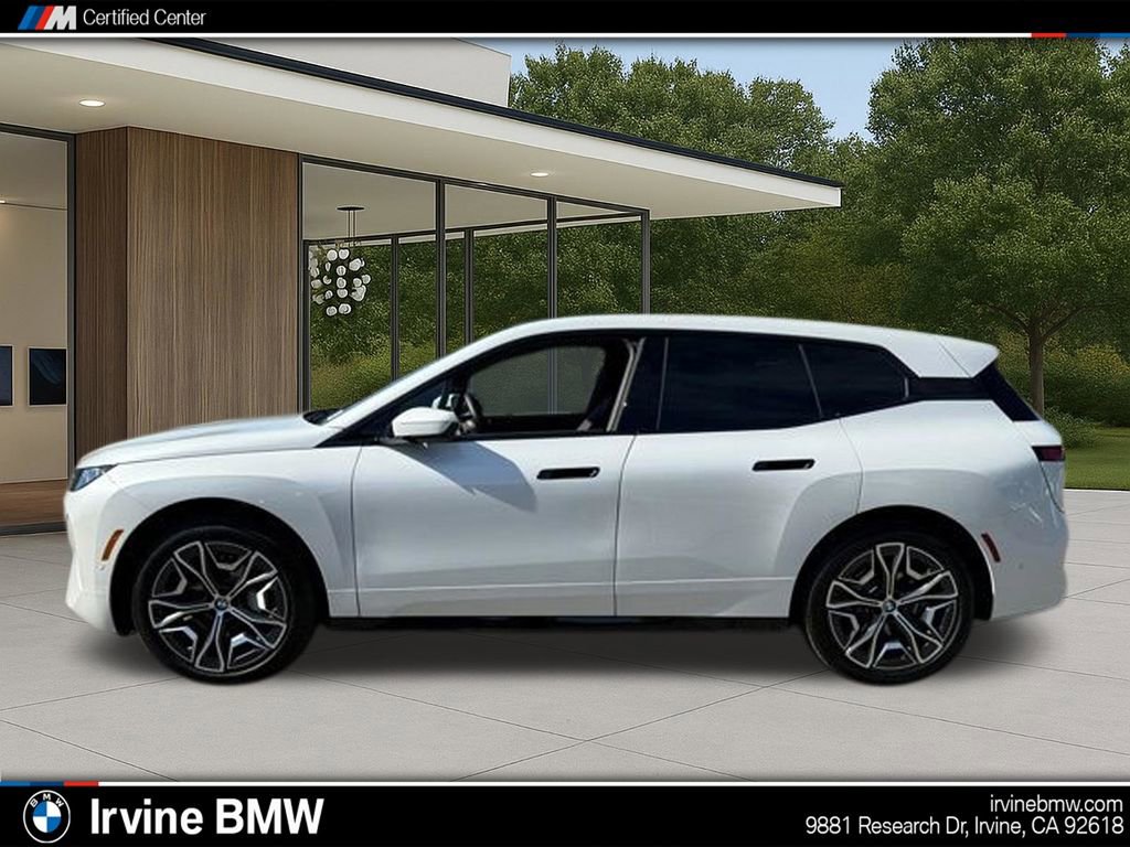 Used 2026 BMW iX xDrive60 w/ Premium Package image 13