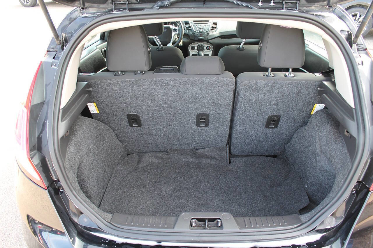 Used 2019 Ford Fiesta SE image 17