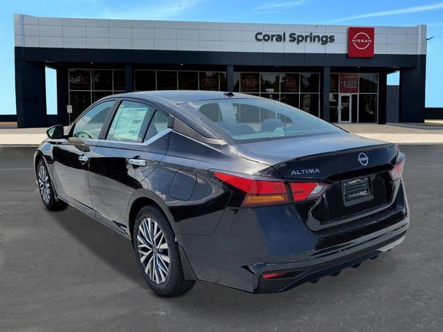 New 2026 Nissan Altima 2.5 SV FWD image 3