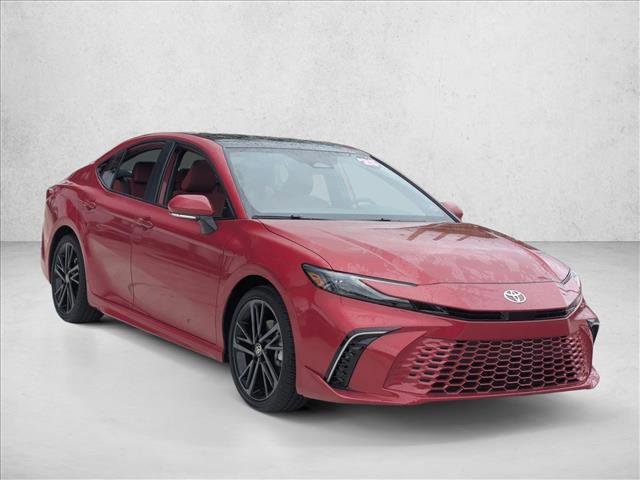 Used 2025 Toyota Camry XSE image 3