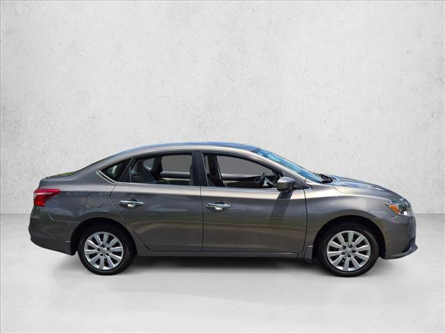 Used 2016 Nissan Sentra SV FWD image 4