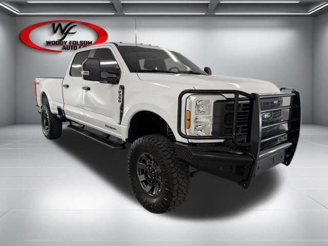 Used 2025 Ford F350 XL AWD/4WD image 3