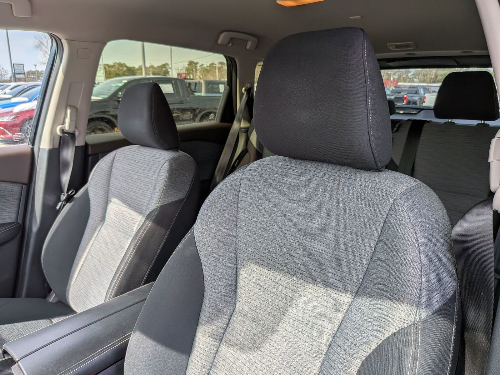 Used 2023 Nissan Rogue SV image 15