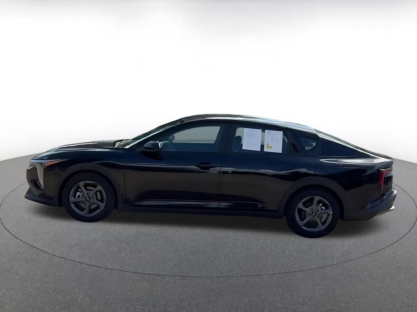 Used 2025 Kia K4 FWD image 10