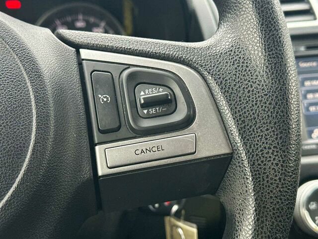 Used 2017 Subaru Crosstrek 2.0i image 27