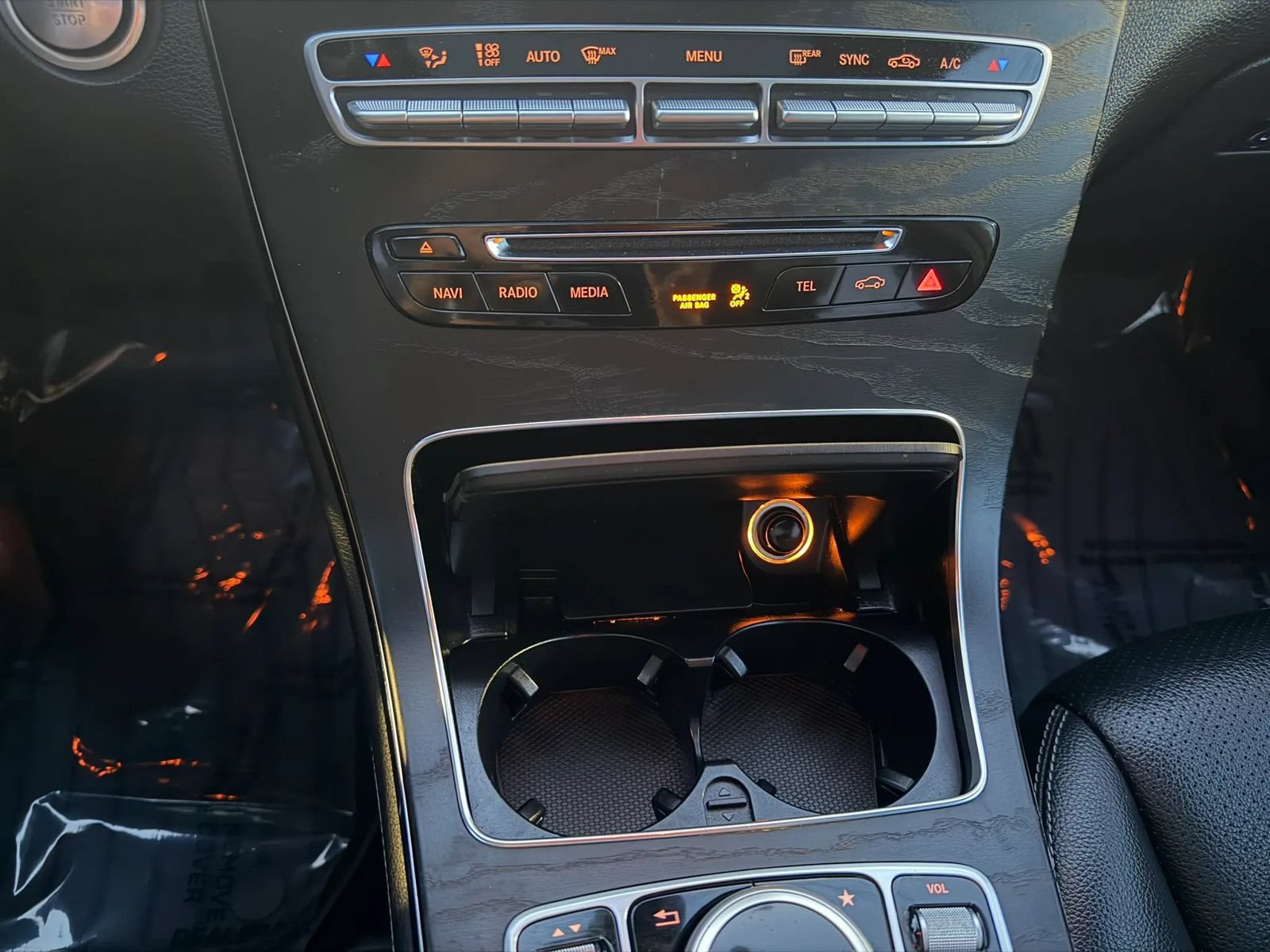 Used 2019 Mercedes-Benz GLC 300 4MATIC image 54