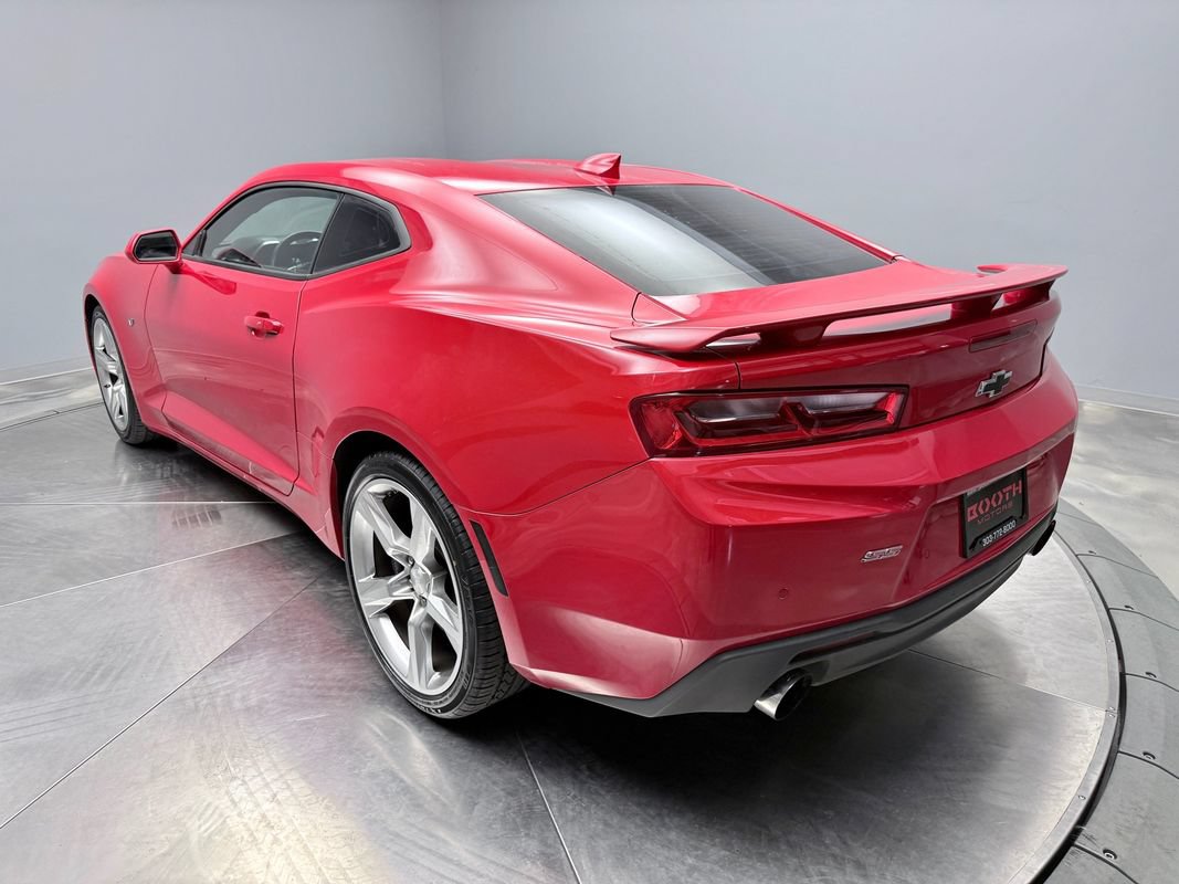 Used 2016 Chevrolet Camaro SS RWD image 7