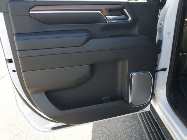 Used 2024 Chevrolet Silverado 2500 High Country w/ Technology Package image 24