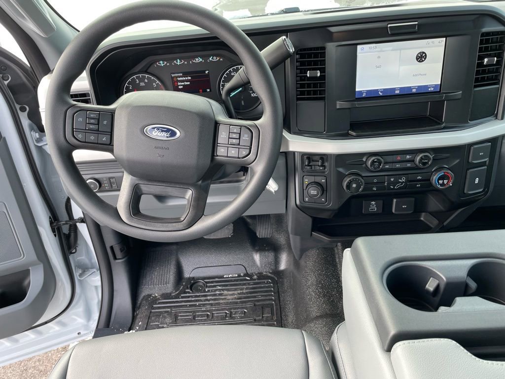 New 2026 Ford F250 XL w/ XL Chrome Package image 6