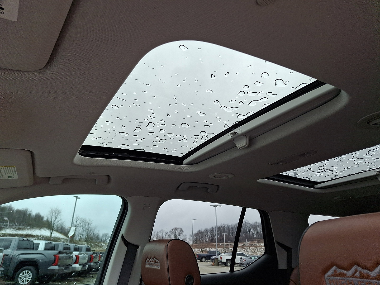 Used 2018 Chevrolet Traverse High Country image 15