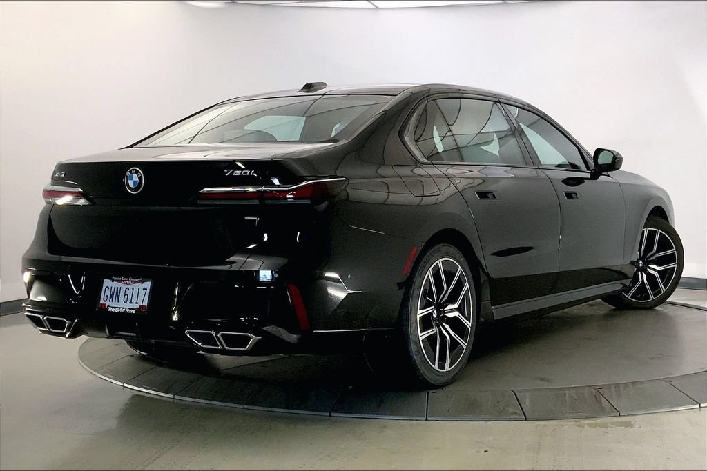 Certified 2023 BMW 760i xDrive w/ Executive Package AWD/4WD image 12
