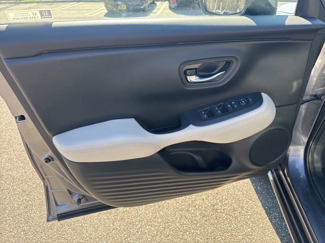 Used 2023 Honda HR-V LX image 22