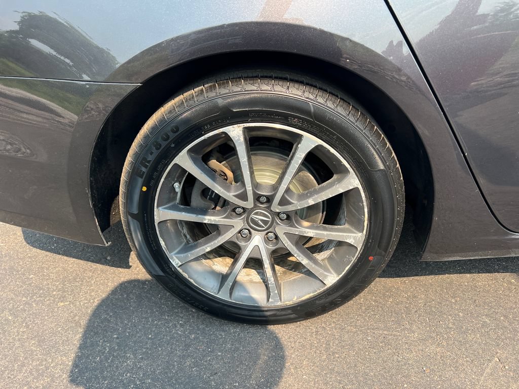 Used 2015 Acura TLX V6 w/ Technology Package FWD image 14
