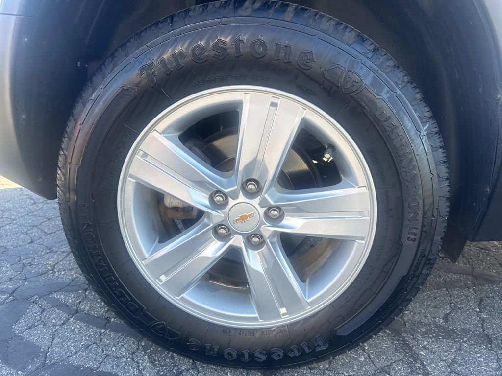 Used 2020 Chevrolet Trax LS w/ Tint and Cruise Package AWD/4WD image 15