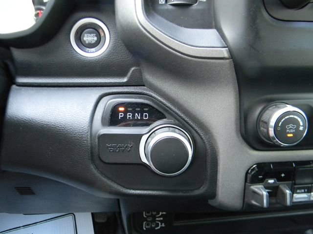 Used 2024 RAM 2500 Tradesman w/ Chrome Appearance Group AWD/4WD image 17